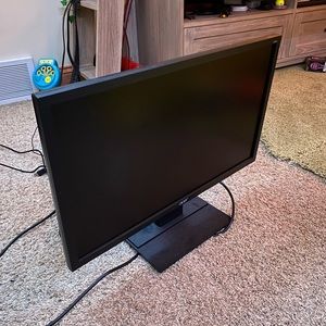 Acer V246HL Computer Monitor (VGA, DVI)